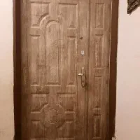 درب ورودی ساختمان