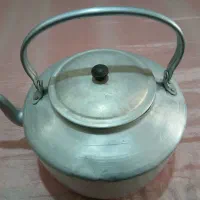 کتری رویی قدیمی بزرگ مناسب برگزاری مجالس.|قوری، کتری، قهوه‌ساز دستی|تهران, دانشگاه شریف|دیوار