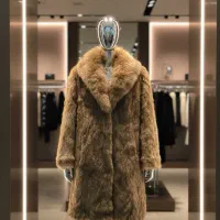 پالتو خز مصنوعی و طبیعی|لباس|ایلخچی, |دیوار