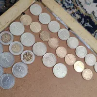 تعدادی سکه قدیمی فروشی