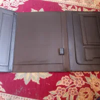 کیف کلاسوری|کیف، کفش، کمربند|پرند, فاز ۵|دیوار