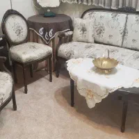 مبلمان سلطنتی  ۹ نفره با دو عسلی و یک عدد میز وسط