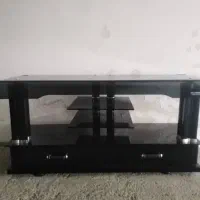 میز تلویزیون شیشه ای