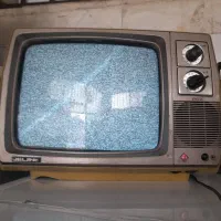 تلویزیون ۱۴ اینچ سیاه سفید نوستالوژی