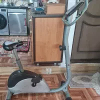 دوچرخه ثابت برای خانه و باشگاه