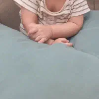 پرستار کودک ۴ماهه جهت نگهداری در خانه