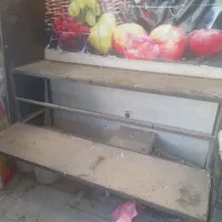 میز آهنی بادوام