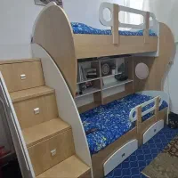 تخت دو طبقه