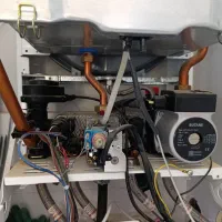 تعمیر و سرویس پکیج دیواری شوفاژ رادیاتور