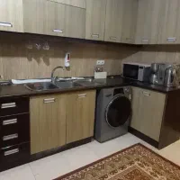 واحد لوکس 100 متری در دانشجو ۲۸/ سر دو نبش