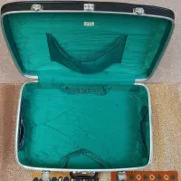 چندان نوستالژی|کلکسیون اشیاء عتیقه|شیراز, آزادی|دیوار