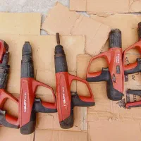 فروش تعدادی ابزار هلتی. استوک|ابزارآلات|سرباز, |دیوار