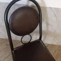 میز و شیش عدد صندلی فروش فوری