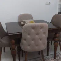 میز ناهارخوری ۴ نفره شیک و نو|میز و صندلی غذاخوری|تهران, جوادیه تهرانپارس|دیوار