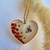 گردنبند رزینی برای روز مادر و زن