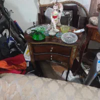 یک جفت میزآنتیک قدیمی|بوفه، ویترین، کنسول|تهران, سنائی|دیوار