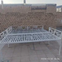 تخت فلزی مناسب باغ وویلا