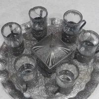 استکان وقندان پایه فلزی
