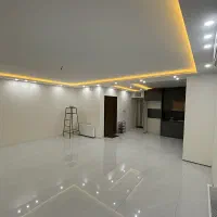 سقف-تا-کف-نوسازی-شده-آسانسور-دار-غرق-نور