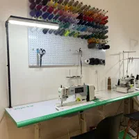 خیاط خانوم و وسط کار خانوم