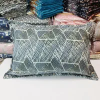 روبالشتی مخمل شانل|رختخواب، بالش، پتو|قم, علی آباد سعدگان|دیوار