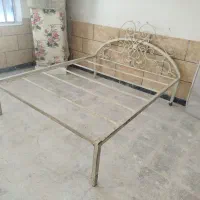 تخت خواب دونفره همراه با تخته