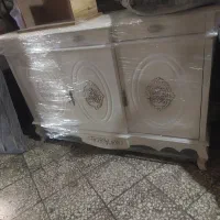 یک عدد بوفه سه درب تمیز به فروش میرسد