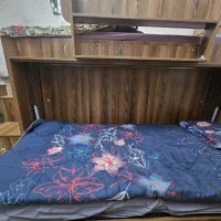 تخت دو طبقه