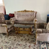فروش مبل پنج نفره به همرا میز غذا خوری ۴نفره|مبلمان خانگی و میز عسلی|تهران, بیسیم|دیوار
