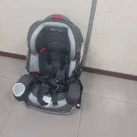 صندلی ماشین نوزاد و کودک