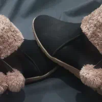 نیم بوت|کیف، کفش، کمربند|سامن, |دیوار