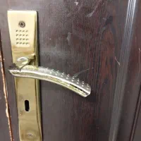 درب ورودی منزل با چهار چوب فلزی|مصالح و تجهیزات ساختمان|قصرشیرین, |دیوار