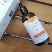 سرم ویتامین c پوست