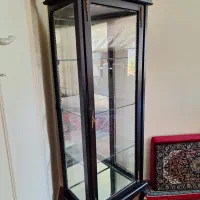 بوفه چوب و شیشه ای