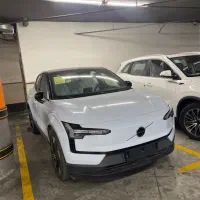 ولوو volvo  ex30 مدل 2025