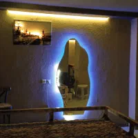 شیشه و اینه ی نایس|خدمات پیشه و مهارت|یاسوج, |دیوار