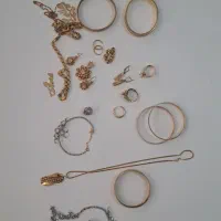 مقداری طلا درحد نو