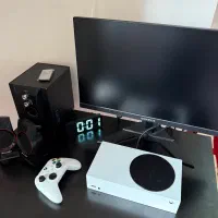 به همراه مانیتور و میز Xbox series S|کنسول، بازی ویدئویی و آنلاین|فارسان, |دیوار