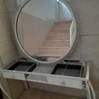 کنسول و آینه