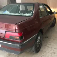 پژو‌.     405.  2000