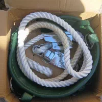 کمربند ایمنی آدلا