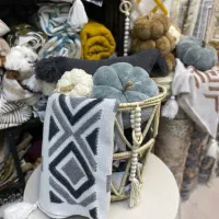 شال مبل و کاور مبل|پرده، رانر، رومیزی|مشهد, کوی المهدی|دیوار