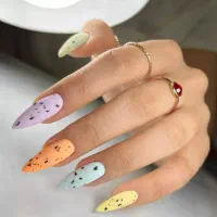 مرکز خدمات و آموزش ناخن و پدیکور الهه یوسفی