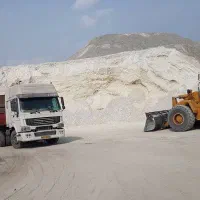 حمل همه روزسنگ اهن از نیشابور ب کارخانه سیمان جوین