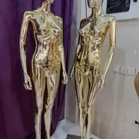 دو عدد مانکن زنانه