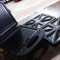 ساندویچ ساز با دوصفحه گریل و دو صفحه مخصوص ساندویچ