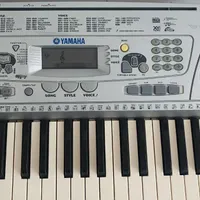 KEYBOARD YAMAHA PSR 275 تاچدار+ پایه ضربدری|پیانو، کیبورد، آکاردئون|کرمانشاه, |دیوار