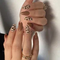 تخفیف ویژه کاشت ناخن