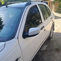 کوییک r