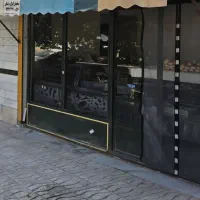 درب ورودی مغازه